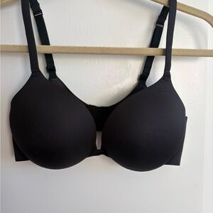 🎈 SOLD 🎈 NWOT SKIMS Ultimate Pushup Plunge bra in black - 34D